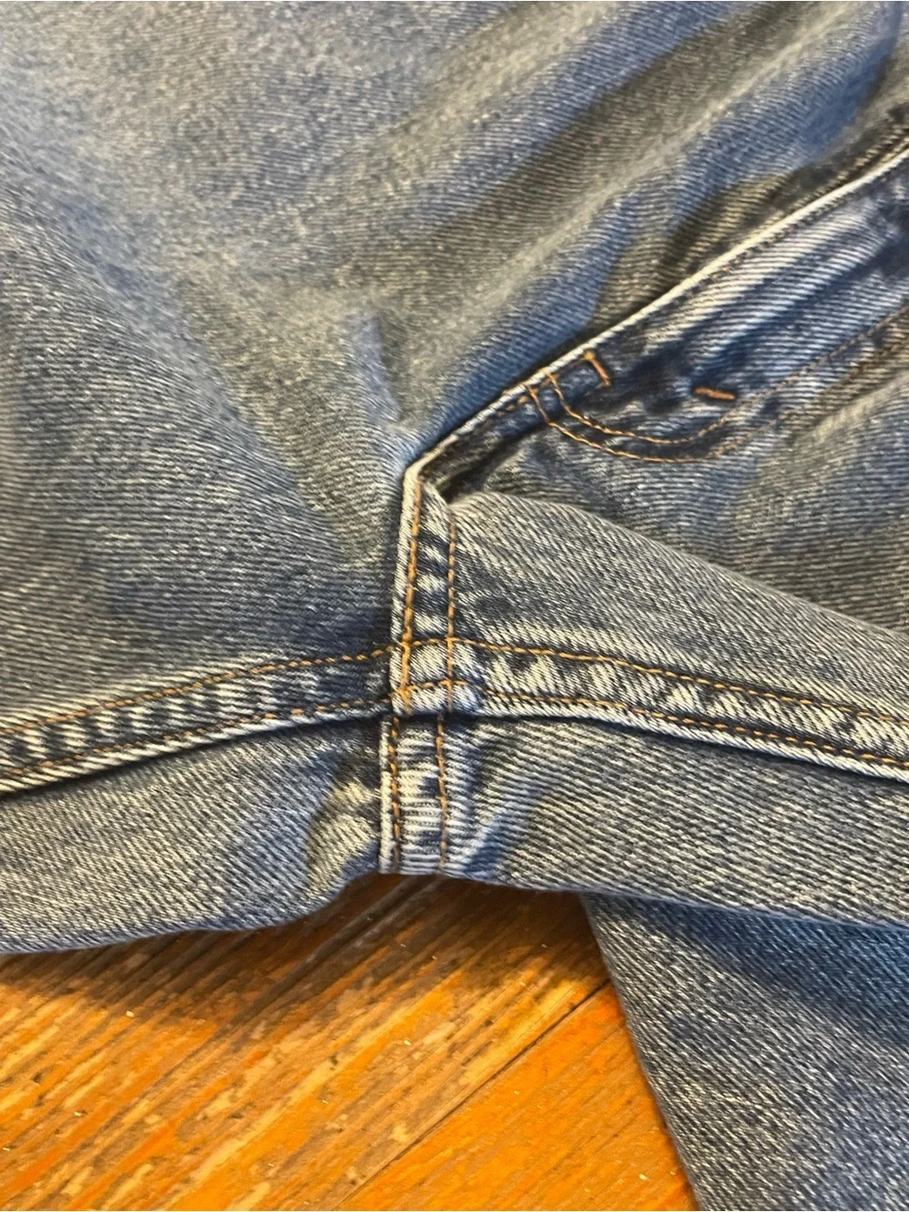 Vintage 1999 Levis 550 Medium Stonewash Jeans M110 Button Assembled DR US Cut